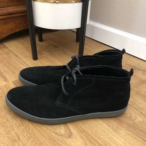 Men’s suede boots!